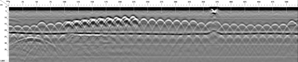 Radargramme obtenu lors d'une auscultation de dalle béton